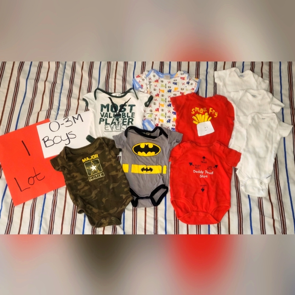 BOYS 0-3M Lot 1 / Variety